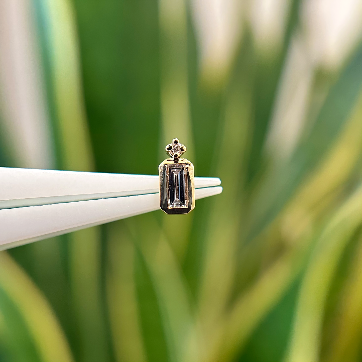 Chloe Threadless End