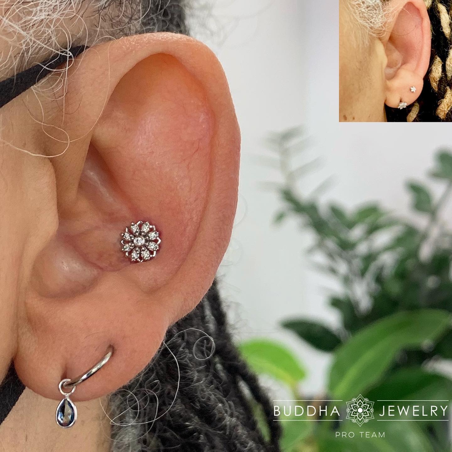 Rosette with Diamond Threaded End