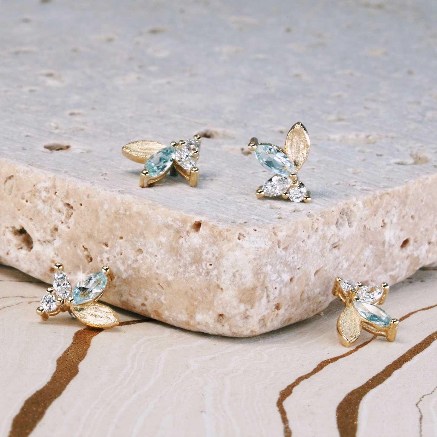 Monet's Lily Petals Threaded End with Diamond and Aquamarine
